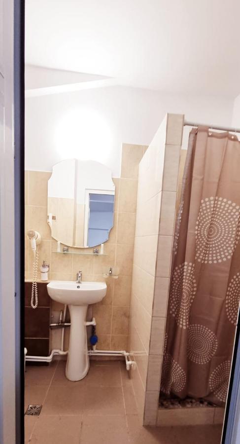 Apartamente Elegante In Regim Hotelier Iasi Buitenkant foto