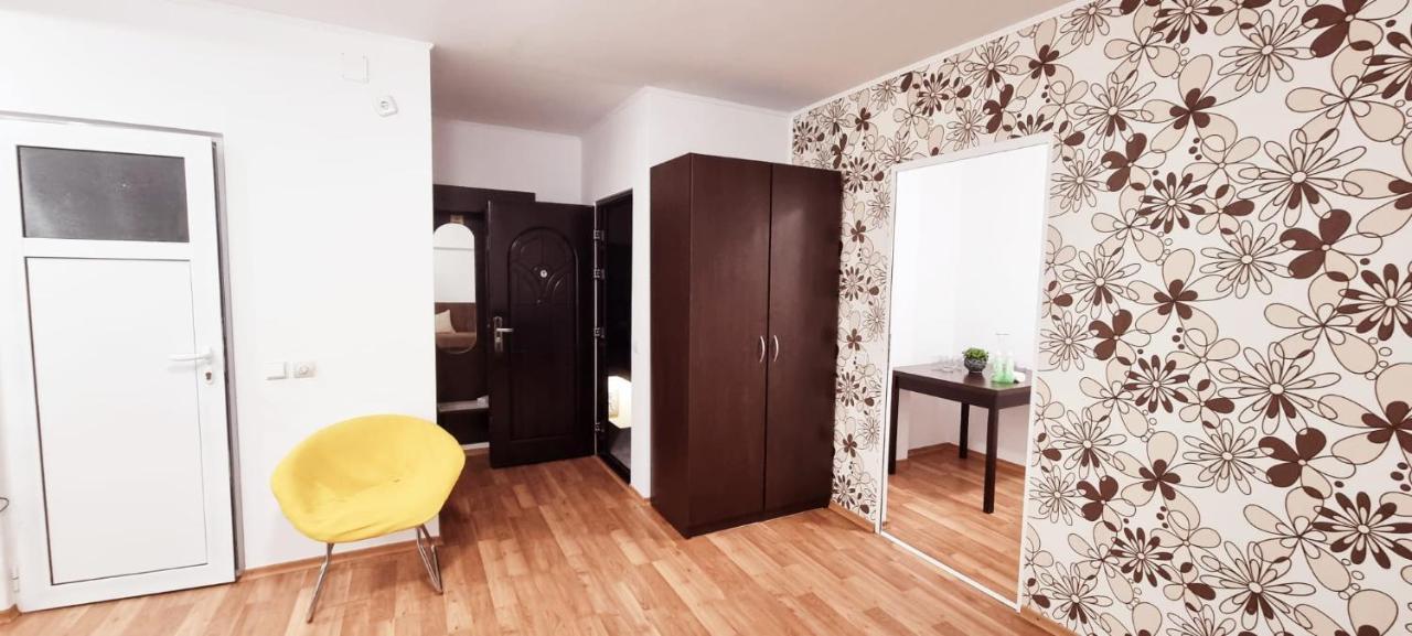 Apartamente Elegante In Regim Hotelier Iasi Buitenkant foto