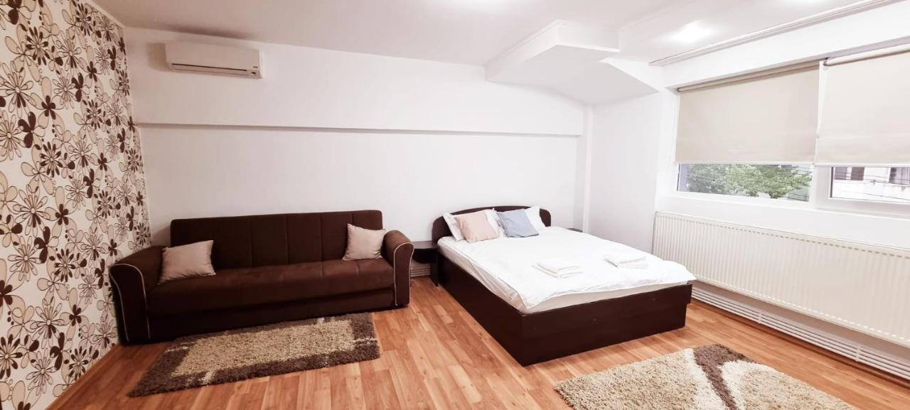 Apartamente Elegante In Regim Hotelier Iasi Buitenkant foto