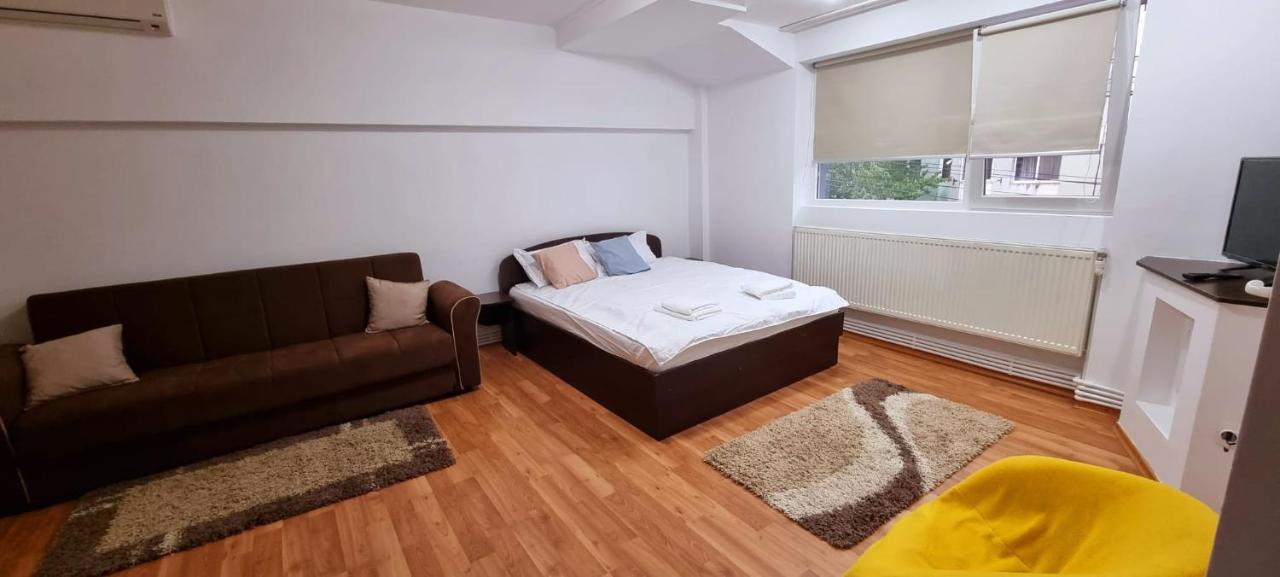 Apartamente Elegante In Regim Hotelier Iasi Buitenkant foto