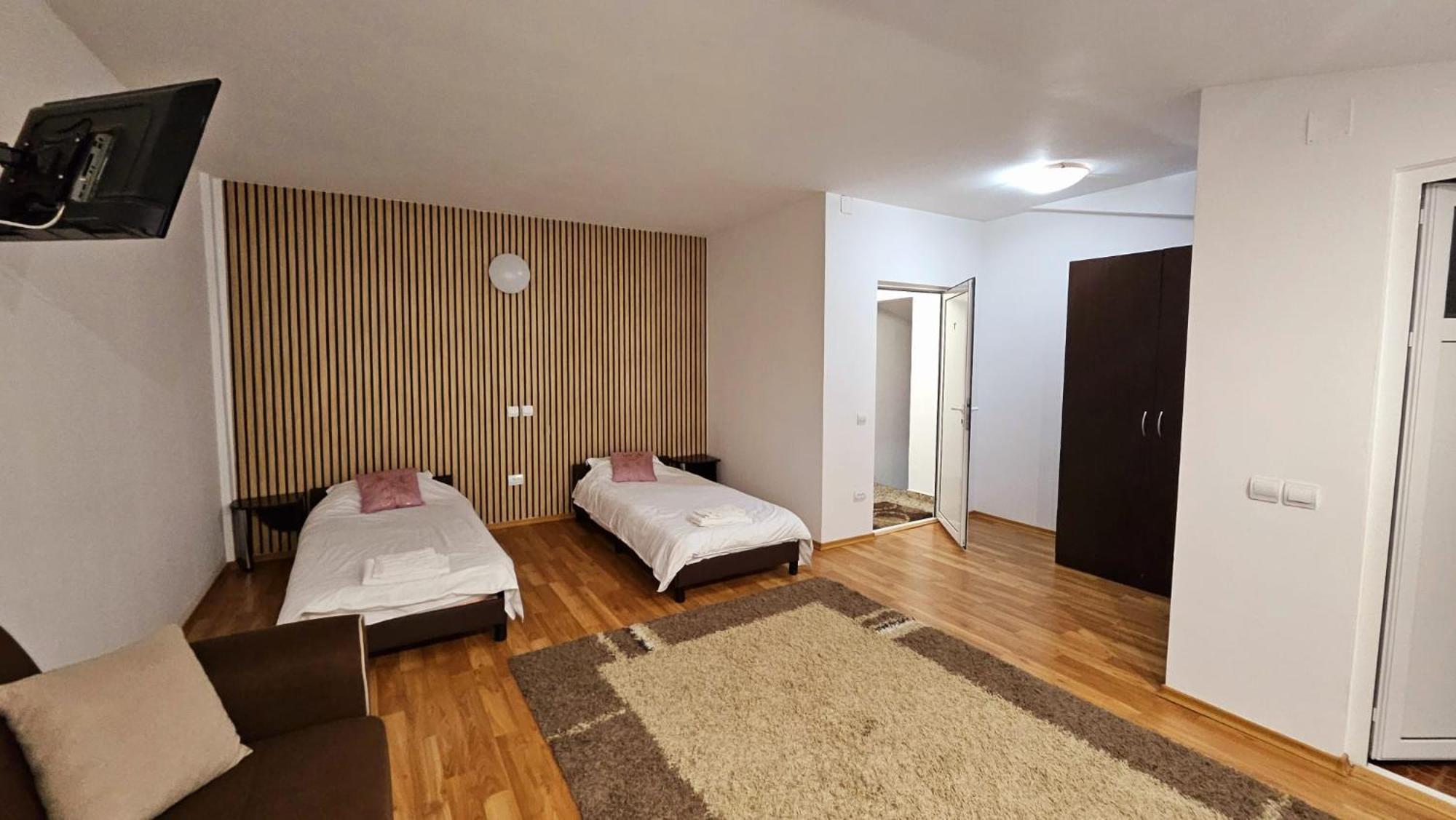 Apartamente Elegante In Regim Hotelier Iasi Buitenkant foto